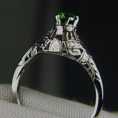 Antique 18kt White Gold Russian Demantoid Garnet Ring  Litnon.com