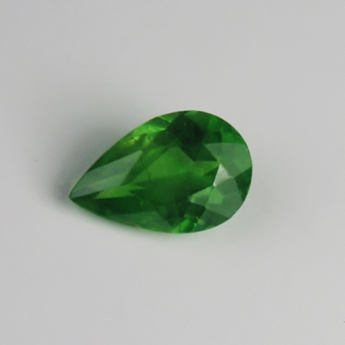 Vintage Old Mine Russian Demantoid Garnet 1.24 ct  Litnon.com