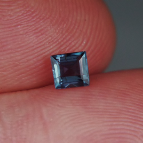 Rare Natural Chrysoberyl Alexandrite Brazil 0.57 ct  Litnon.com