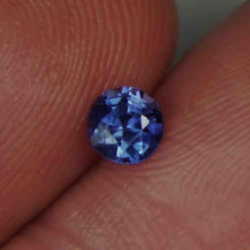 Old Stock Fine Blue and Bright Ceylon Sapphire  Litnon.com
