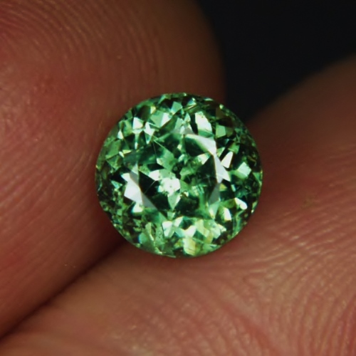 USA Cut Nice Color Demantoid Garnet Namibia 2.19 ct  Litnon.com