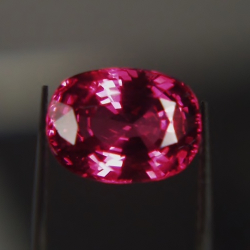 Rare Opportunity Old Stock Hot Red Pink South East Asia Spinel 3.95 ct GLKI Litnon.com
