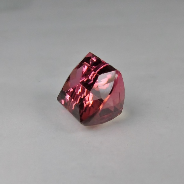 USA Cut Bi Color Tourmaline Afghanistan 3.58 ct  Litnon.com