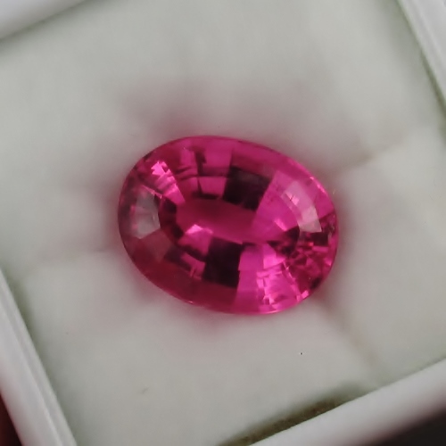 Vivid Shocking Pink Old Stock Brazil Tourmaline 10.66 ct  Litnon.com