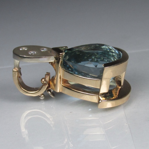 Double Blue 12 Carats Brazil Aquamarine 14 kt Pendant GLI  Litnon.com