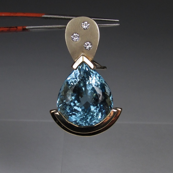 Double Blue 12 Carats Brazil Aquamarine 14 kt Pendant GLI  Litnon.com