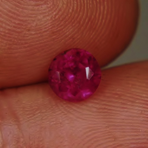 Fine Color and Bright Natural Winza Ruby Tanzania 1.13ct  Litnon.com