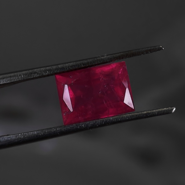 Fine Color and Bright Natural Winza Ruby Tanzania 3.29 ct  Litnon.com