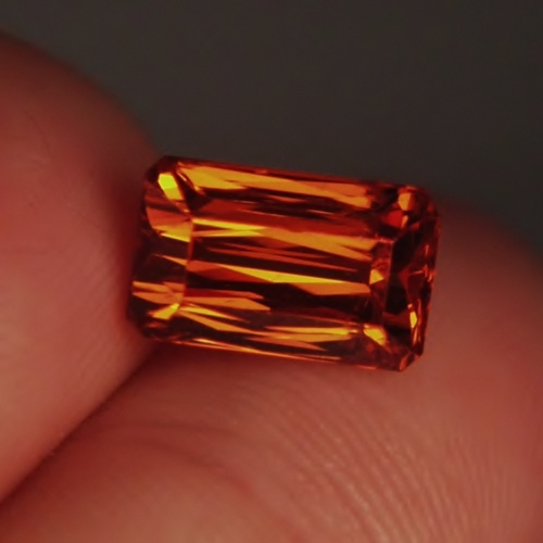 Top Cutting and Finest Color Mandarin Spessartite Garnet 5.10 ct  Litnon.com