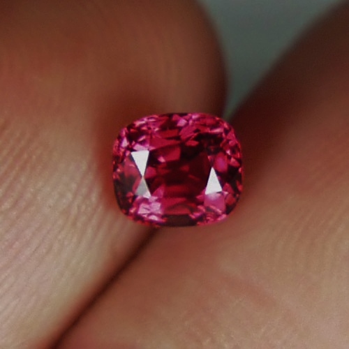  Special Color Bright Pink Red South East Asia Spinel  Litnon.com