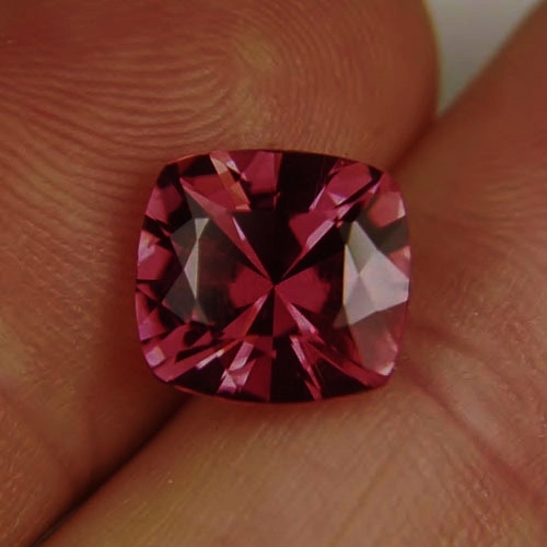 Rare Old Stock Brazil Rich Pink Tourmaline 4.66 ct  Litnon.com