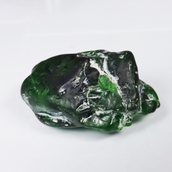 Extreme Green Siberian Chrome Diopside Rough 41.96 ct  Litnon.com