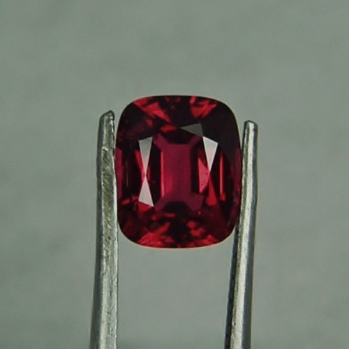  Special Color Bright Pink Red South East Asia Spinel 1.16 ct  Litnon.com