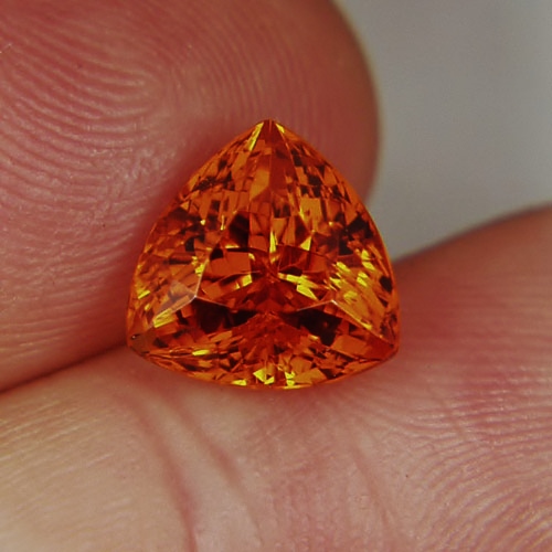 Color and Full Fire Special Mandarin Spessartite Garnet 5.25ct  Litnon.com