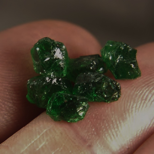 Premium Color Natural Tsavorite Facet Rough Kenya 10.94 ct  Litnon.com