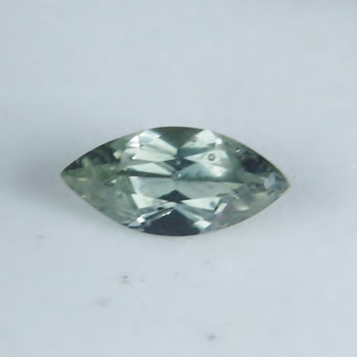USA Gem Olive Green Montana Sapphire Oval 2.55 ct  Litnon.com