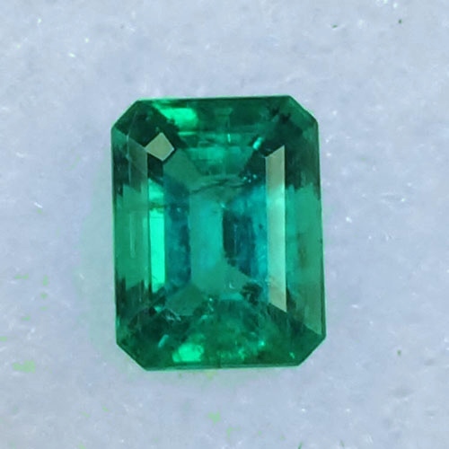 Great Color and Clarity Natural Zambian Emerald 2.50 ct  Litnon.com