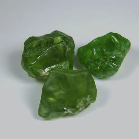 Fine Color and Clean Big Arizona Facet Rough 37.87 ct  Litnon.com