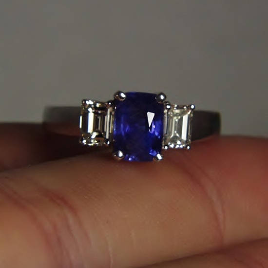 Estate Ceylon Sapphire 18 Karat WG Diamond Ring  Litnon.com