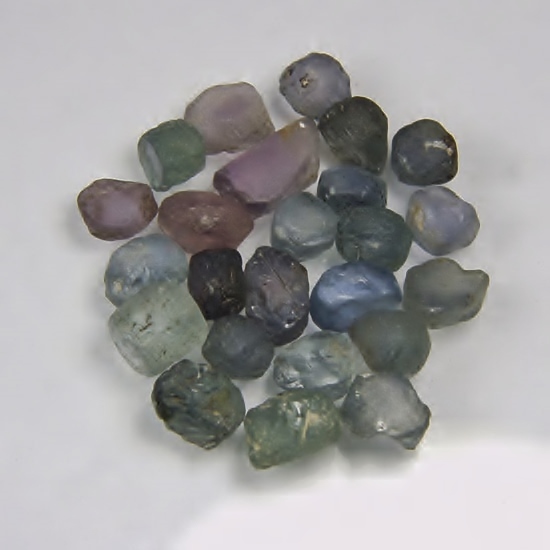 Unheated Montana Sapphire Facet Rough 32.80 ct  Litnon.com