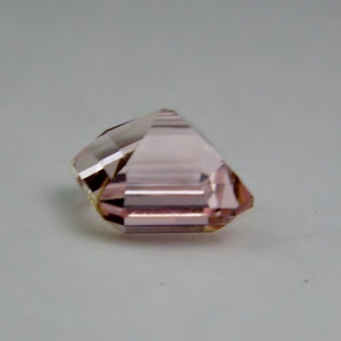Bright & Pretty! Light Peach Pink Tourmaline Nigeria 3.71  Litnon.com