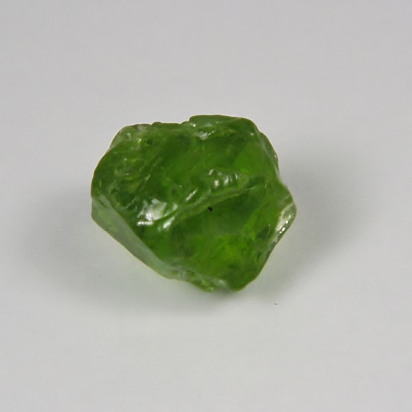Fine Color and Clean Peridot Facet Rough Arizona 11.59 ct  Litnon.com