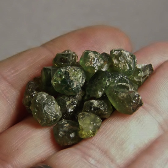 Deep Green Demantoid Garnet Crystal Specimen - Rough 85ct  Litnon.com