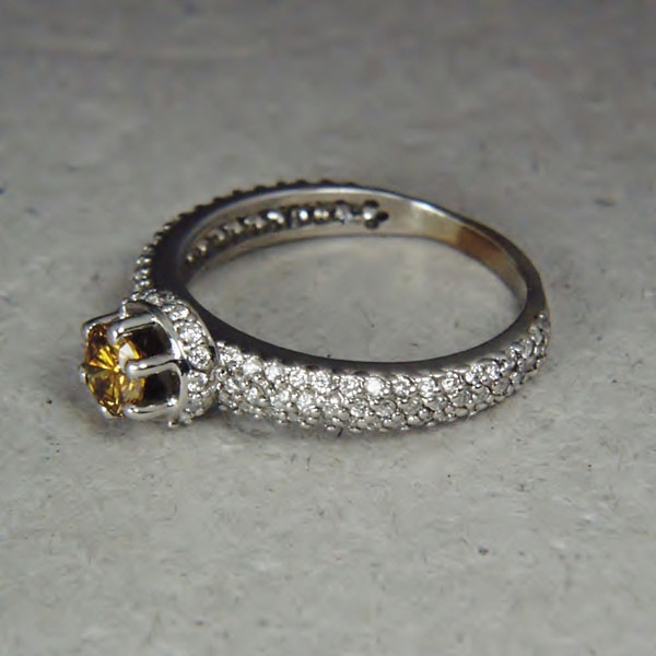 Quality Natural Fancy Color Diamond 14 kt White Gold Ring  Litnon.com