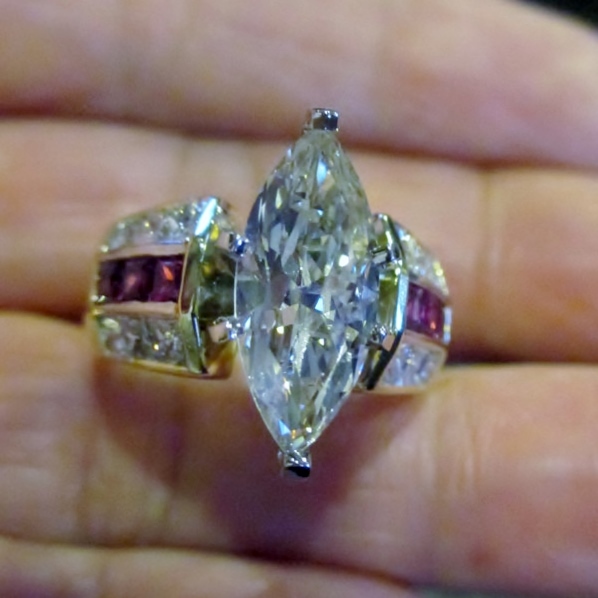  Estate! 18 Karat Natural Ruby & Diamond Ring 2.0 ct  Litnon.com