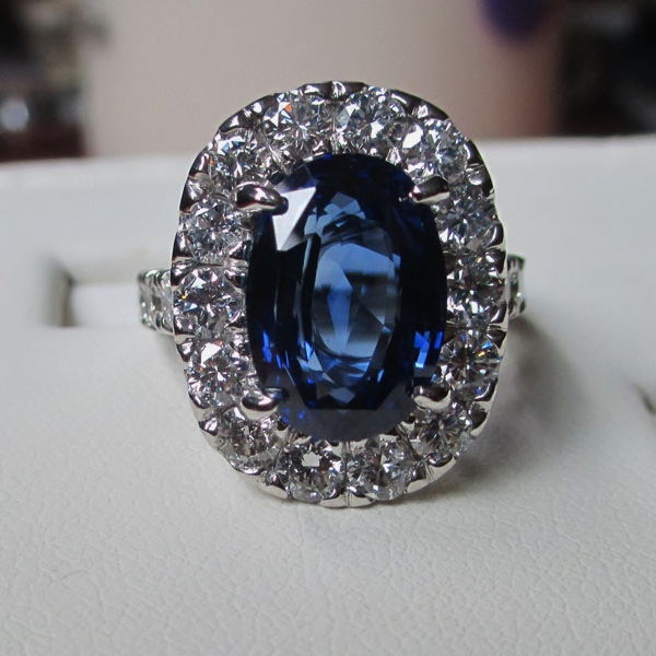 Estate Beautiful 6.59 ct Ceylon Sapphire and Diamond Platinum Ring GLI  Litnon.com