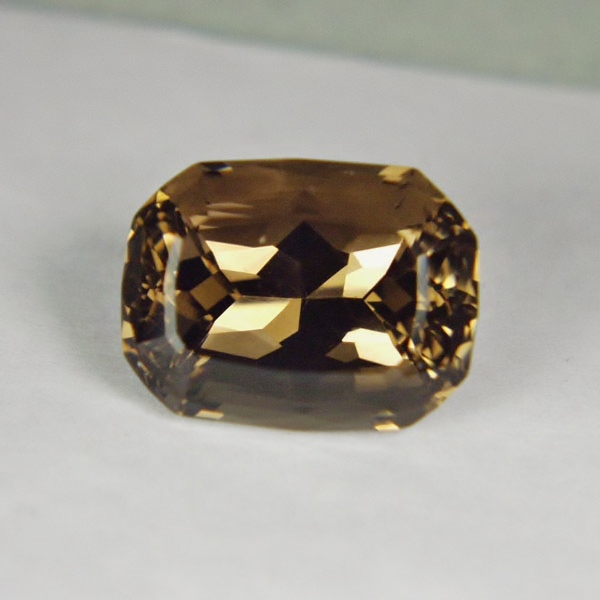 USA Cutting Fine Color Color Smoky Quartz 15.57 ct  Litnon.com