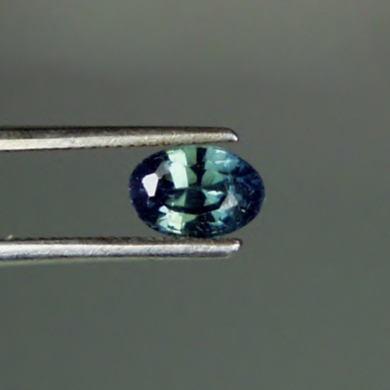 $15.00 Dark Blue Green Thai Sapphire 0.52ct  Litnon.com
