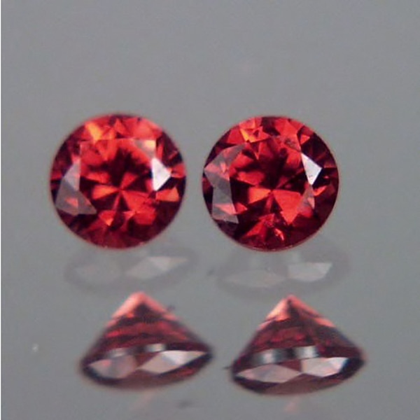 Color Shift Malaia Malaya Garnet Pair 3 mm GL Litnon.com