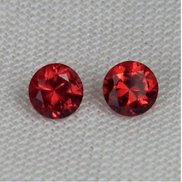 Color Shift Malaia Malaya Garnet Pair 3 mm GL Litnon.com