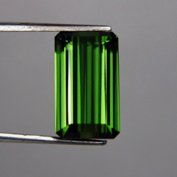  Old Stock Fine Green Tourmaline Brazil 8.19 ct GLI  Litnon.com