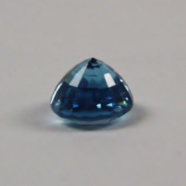 Superior Color & Quality!  Blue Zircon Cambodia 4.66 ct  Litnon.com