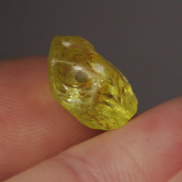 Rare True Vivid Color Heliodor Beryl Facet Rough  Litnon.com