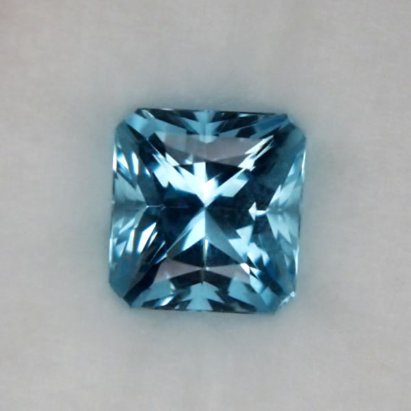 Strong Blue Superior Quality Brazil Aquamarine 6.90 ct  Litnon.com