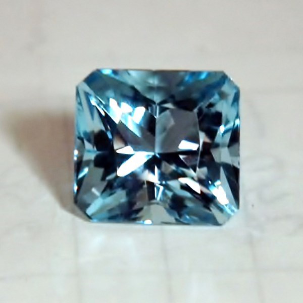 Strong Blue Superior Quality Brazil Aquamarine 6.90 ct  Litnon.com