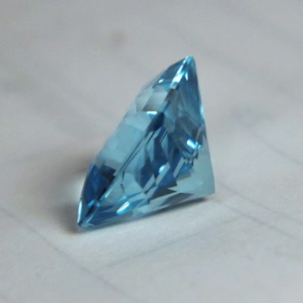 Strong Blue Superior Quality Brazil Aquamarine 6.90 ct  Litnon.com