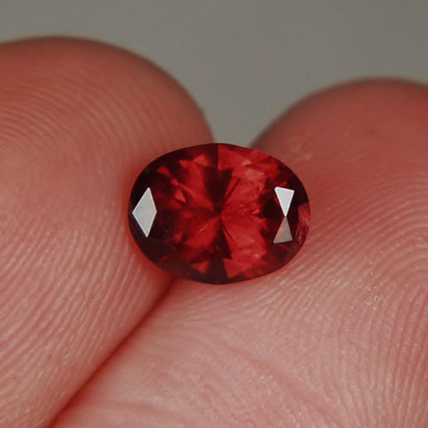 Deep Color Umba River Rhodolite Garnet 1.98ct  Litnon.com