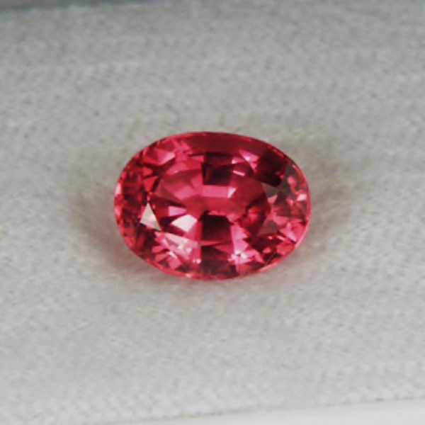  Special Color Bright Pink Red Spinel Tanzania 2.26 ct  Litnon.com