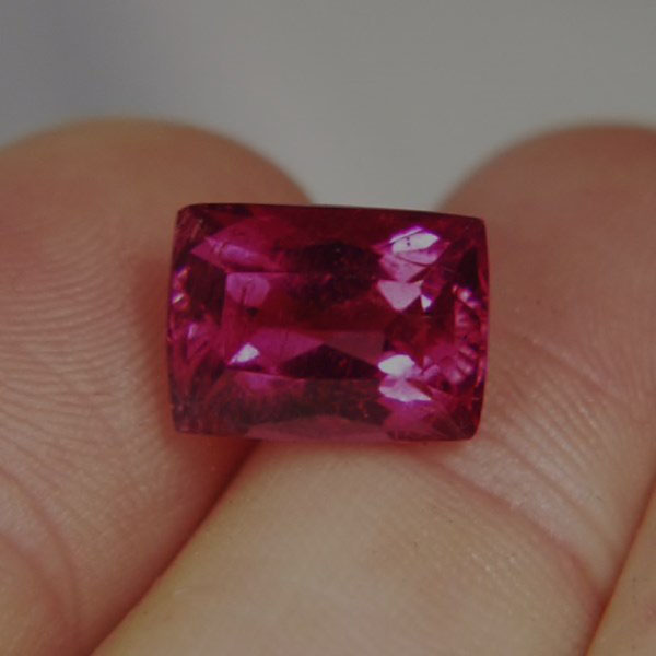 Color Old Stock Pink Tourmaline Brazil 6.61 ct GLI  Litnon.com