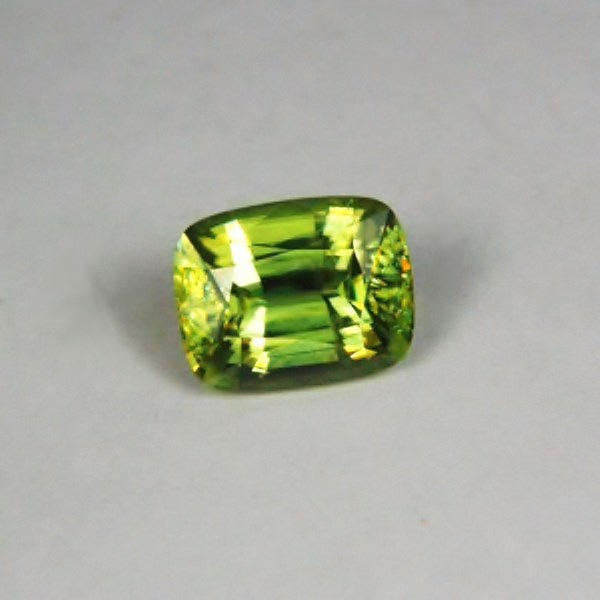 Top Cutting and Multi -Color Fire Pakistan Sphene 2.23 ct  Litnon.com
