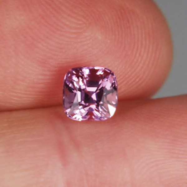  Bright & Clean! Natural Pink Burmese Spinel 1.58 ct  Litnon.com