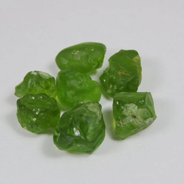 Big Fine Color and Clean Arizona Peridot Facet Rough 83.70 ct  Litnon.com