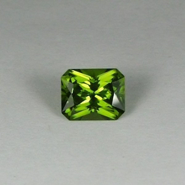 Fine Quality Bright and Pretty Arizona Peridot 3.41ct  Litnon.com