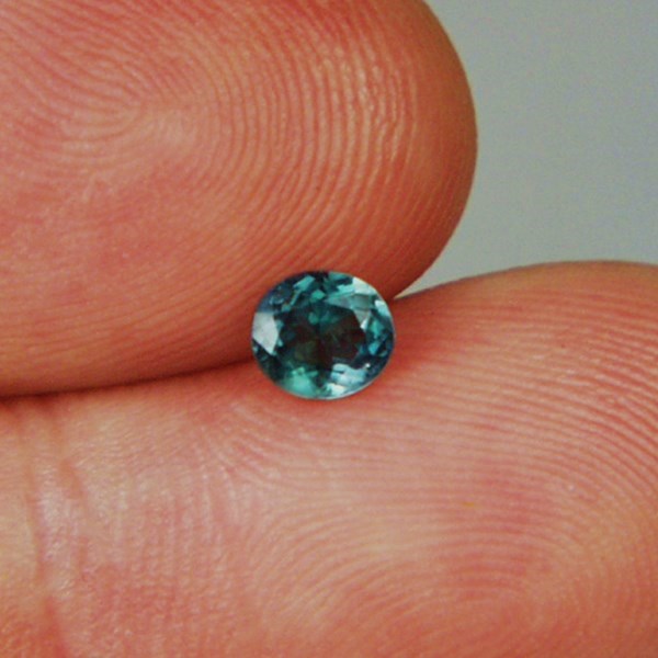 Rare Natural Chrysoberyl Alexandrite Brazil 0.55 ct  Litnon.com