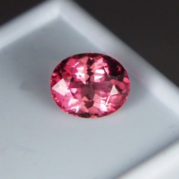 Color & Cut! Fine Hot Pink Tourmaline Nigeria  2.29 ct  Litnon.com