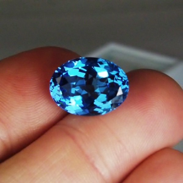 Fine Color Rich Swiss Blue Topaz Brazil 11.67 ct  Litnon.com
